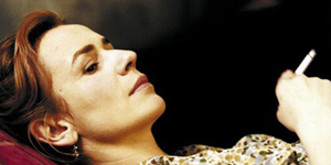 Sandrine Bonnaire in "Confidenze troppo intime" di Patrice Leconte, 2004