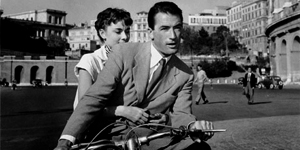 Audrey Hepburn e Gregory Peck in "Vacanze Romane", regia di William Wyler (1953)