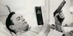 Eddie Constantine in "Alphaville" (Jean-Luc Godard, 1965)
