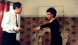 Valentina Cervi con Fabrice Luchini in Rien sur Robert