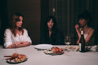 Anne Ratte-Polle, Larissa Corriveau, Laure Giappiconi

Un &eacute;t&eacute; comme �a | That Kind of Summer by Denis C�t&eacute;
CAN 2022, Competition
� Lou Scamble / Metafilms