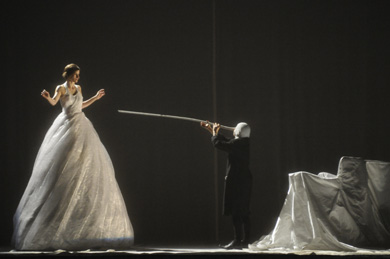 Un momento dello spettacolo � Elisabeth Carecchio