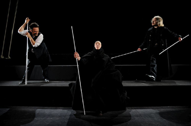 Un momento dello spettacolo © Franco Guardascione