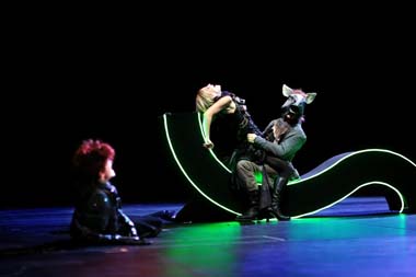 Fausto Russo Alesi (Bottom) e Titania (Elena Ghiaurov). Foto M. Norberth
