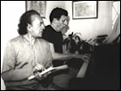 Ravi Shankar con il compositore Philip Glass