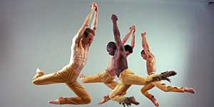 Lim&oacute;n Dance Company