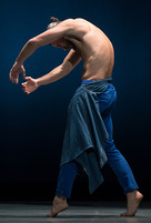 Un momento della coreografia The Seventh Man &copy; F. Iovino
