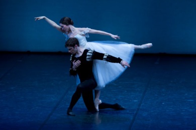 Muriel Zusperreguy e Joshua Hoffalt