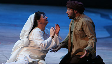 Dimitra Theodossiou (Giselda) e Ramon Vargas (Oronte)