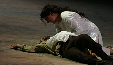 Dimitra Theodossiou (Giselda) e Ramon Vargas (Oronte)